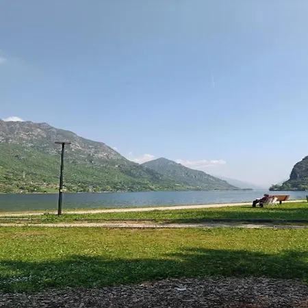 Modern In Idro Lombardy Near Idro Crone