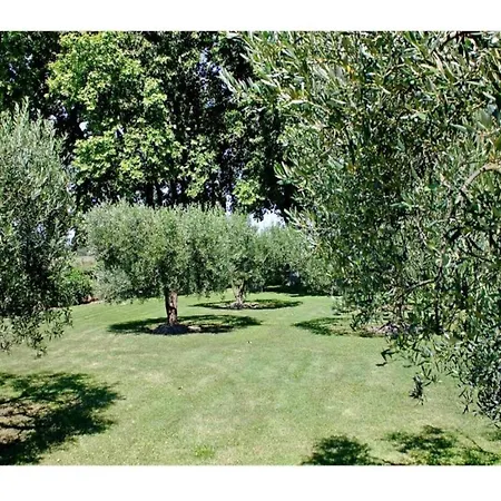Modern In Idro Lombardy Near Idro Holiday home Crone